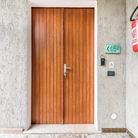 App Olivo Casa Demonti アパート *